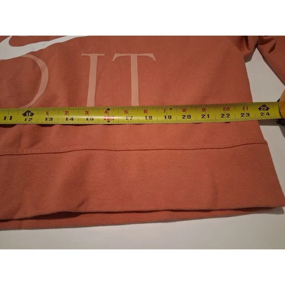 Nike Women's Dri-FIT Get Fit Graphic Crewneck Sweatshirt Medium Madder Root...